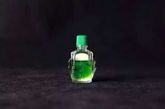 去除家里的烟臭和酒臭,白醋洒了一屋子怎么除味