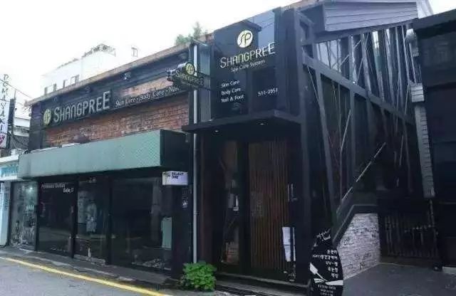 眼周细纹形成的原因,眼周出现细纹怎样消除