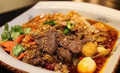 乐山理工附近美食冒菜,乐山特色美食冒菜