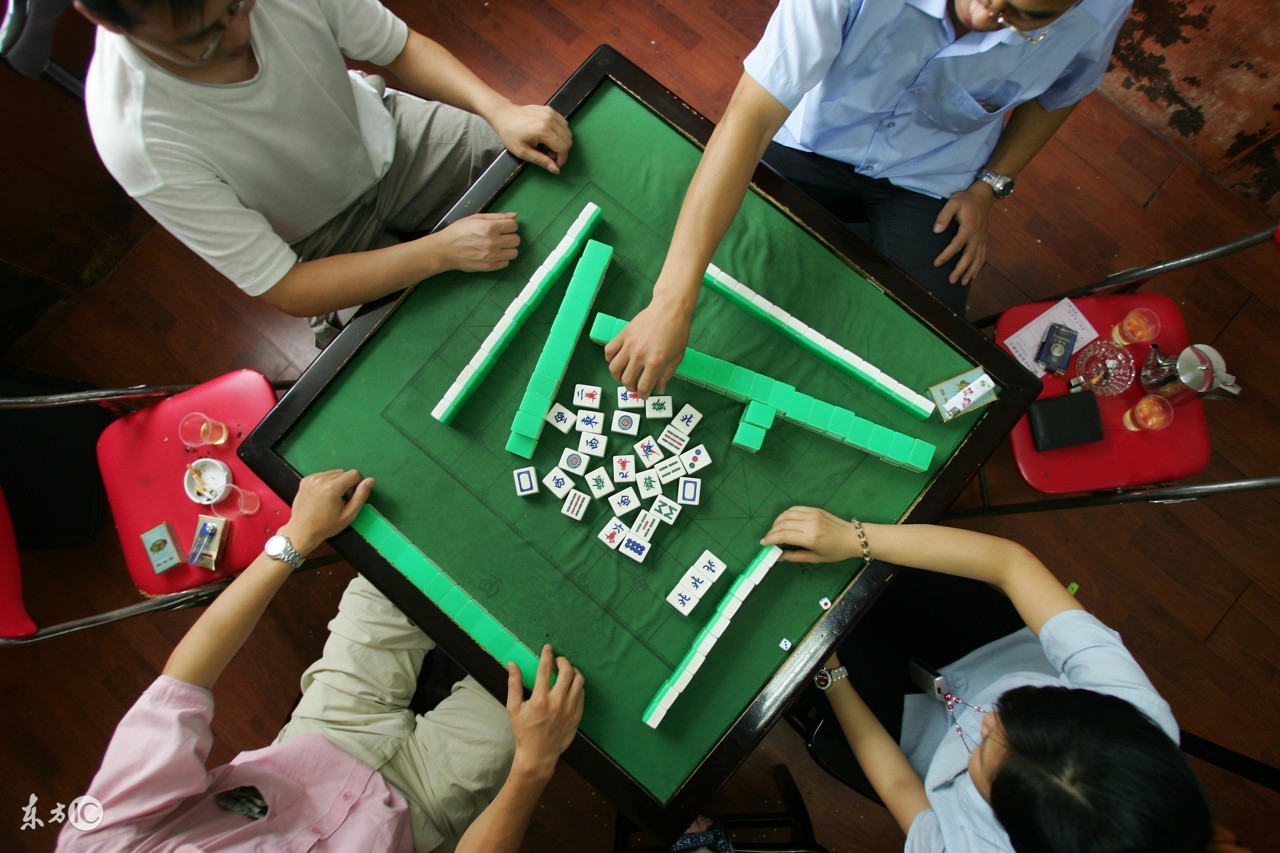 打麻将总是赢是不是有猫腻,打麻将老是犯错怎么回事