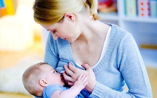 母乳宝宝便秘是什么原因造成的,母乳会导致婴儿便秘吗