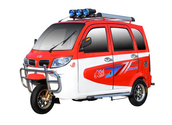 电动三轮车比电动四轮贵的原因,电动三轮和两轮哪个便宜