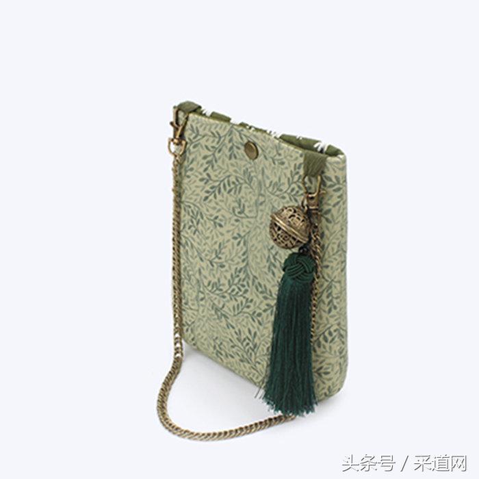 钱包里面装多少钱才算有钱,用什么样的钱包显得是有钱人