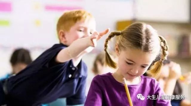 孩子眨眼睛频繁抽嘴巴怎么治疗,孩子经常眨眼睛抽鼻子是怎么回事