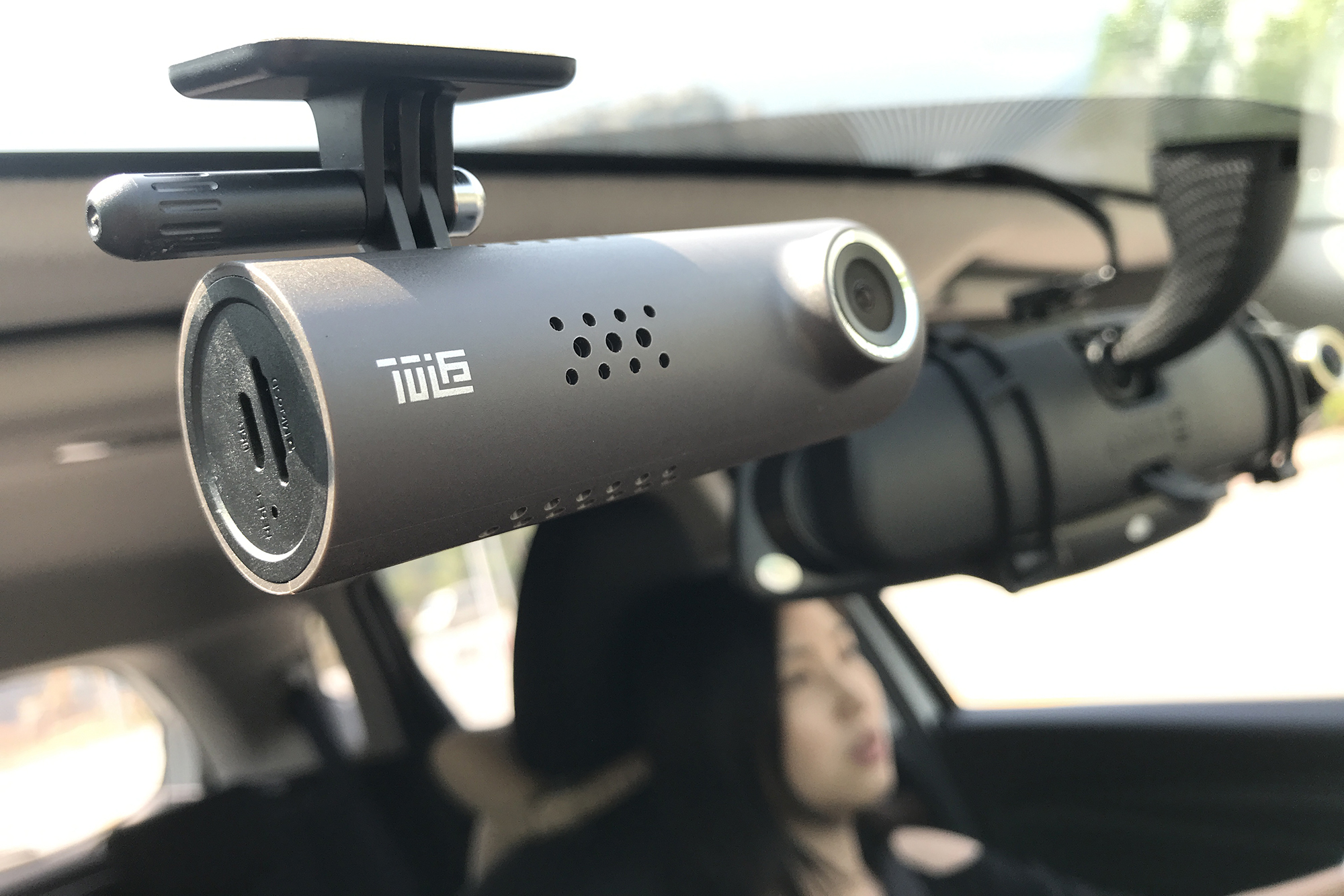 行车记录仪推荐高颜值,行车记录仪大家推荐什么样的