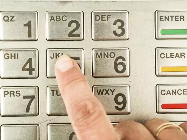 澳洲银行atm取钱无手续费,澳洲atm取现免手续费