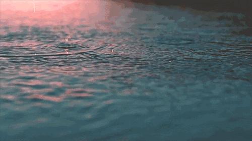 下雨时怎么让鞋子不湿,雨天走路鞋子前面会湿怎么解决