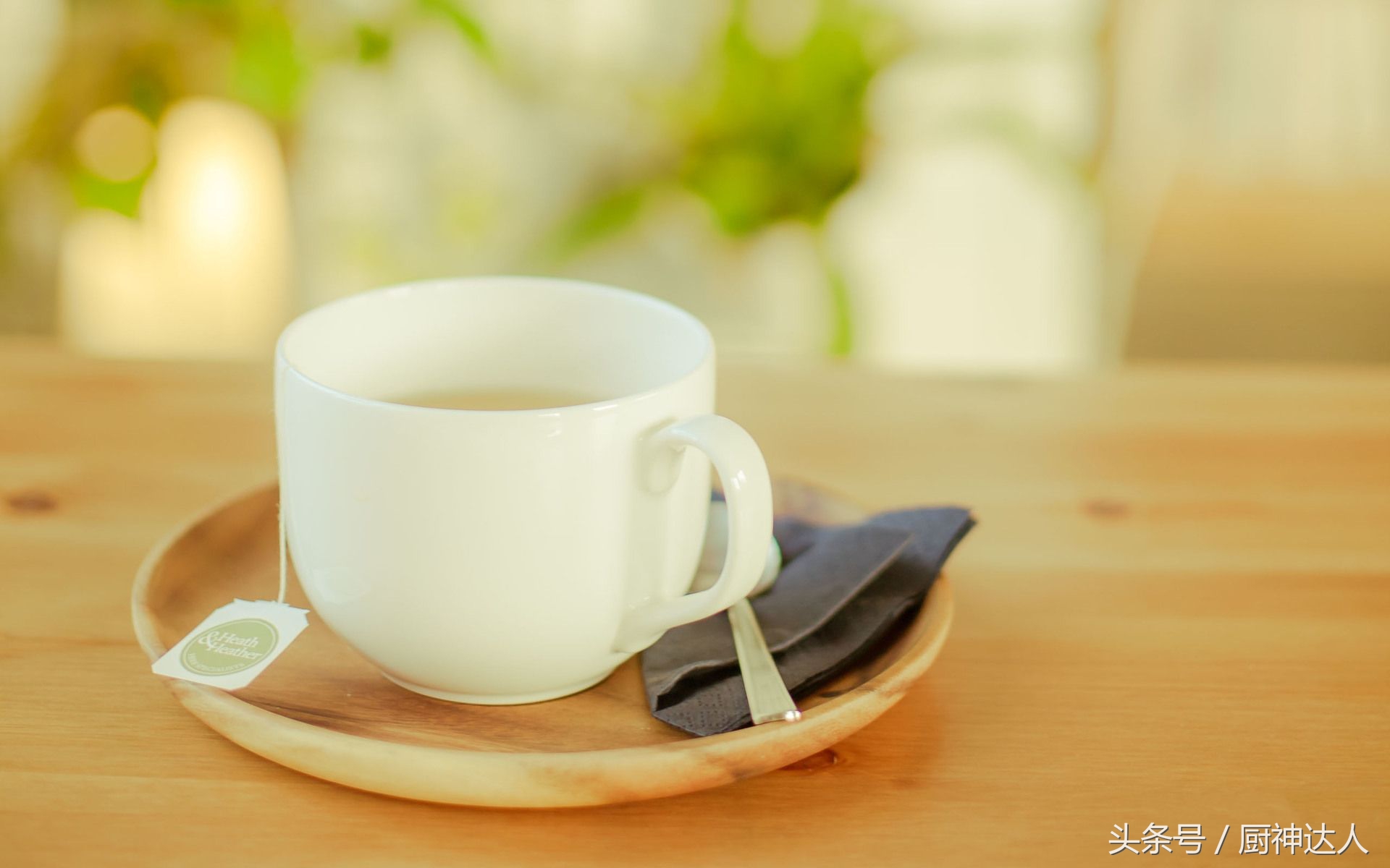 红茶绿茶花茶各自的好处,喝红茶绿茶的好处和功效