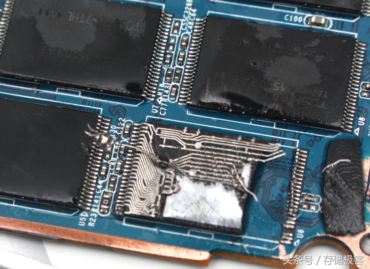固态硬盘怎么拆解,固态硬盘拆解教程