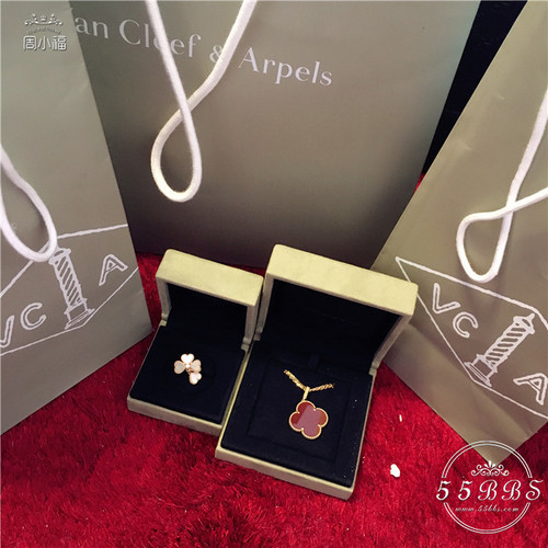 55大咖齐秀春装！卫衣风衣墨镜迷醉初春里！