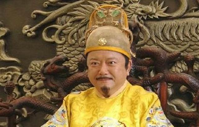 历代对皇上的称呼,古代普通人一般怎么称呼皇帝名号