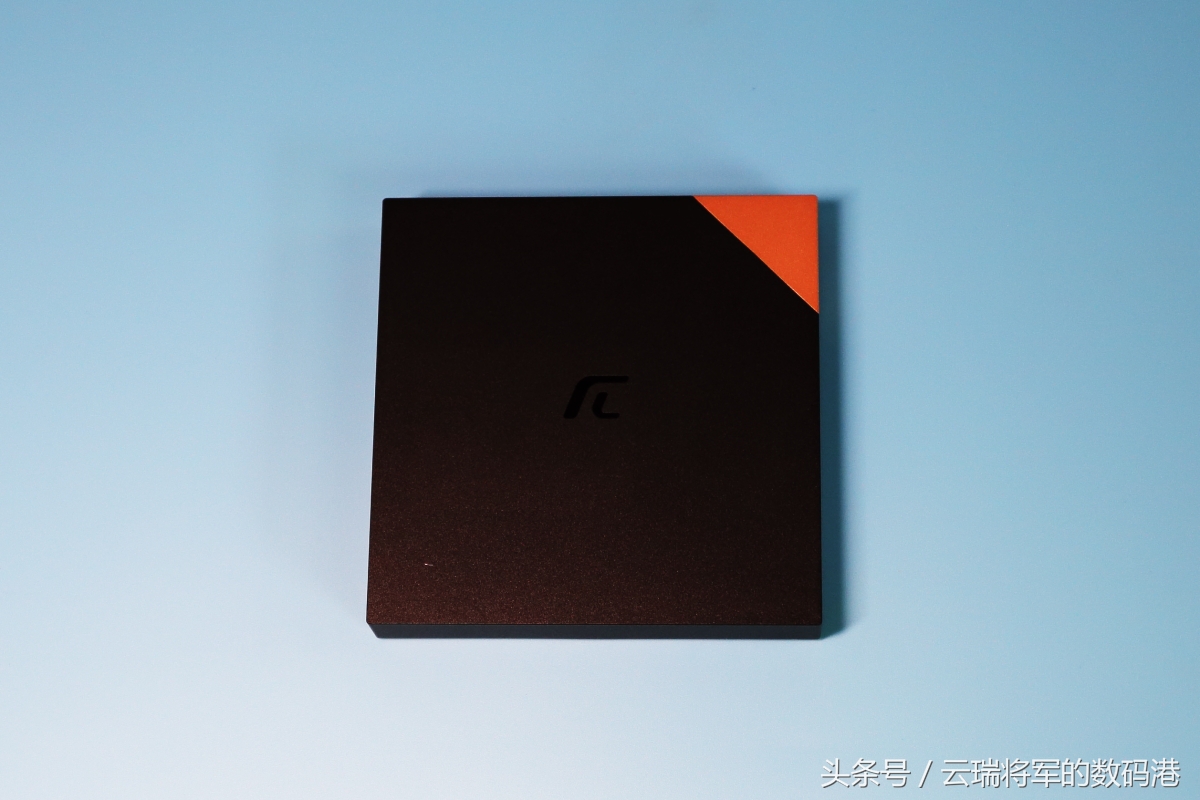 创维盒子开箱,创维旗舰盒子评测