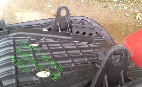 摩托车坐垫怎么修理的,摩托车座椅皮坏了怎么办