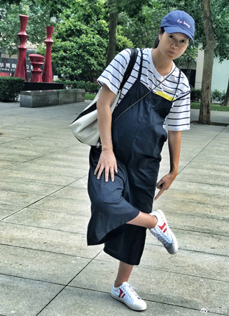 朱丹怀二胎老是吐口水吗,朱丹孕期大出血向孩子求救