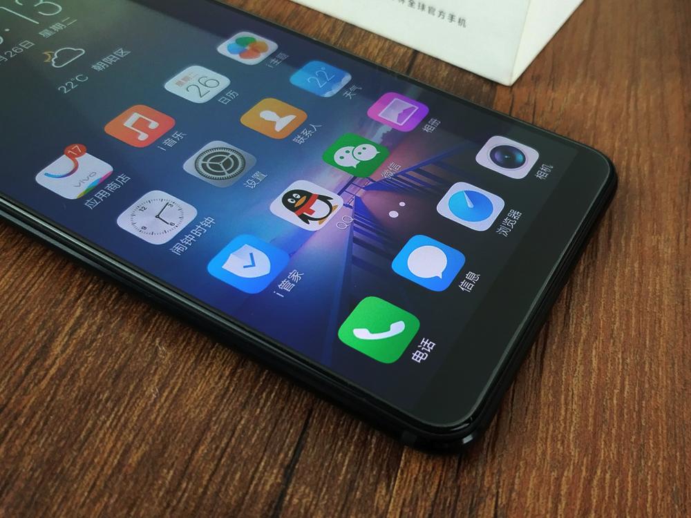 vivox20三个键是全面屏吗,vivox20全面屏时代开启