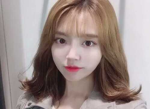 大脸尖下巴女生适合的发型,发型男2020流行发型头尖