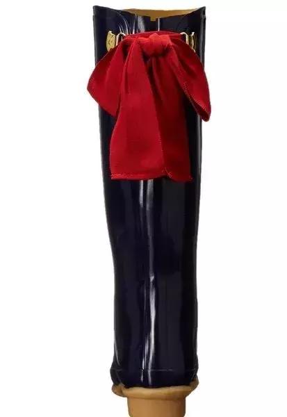 夏日出门必备装备,雨天必备的装备有哪些呢