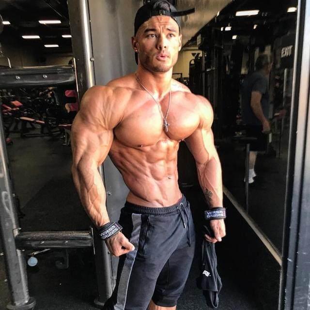 如何才能拥有XXL尺寸的胸肌？你的各项健身训练都到位了吗？