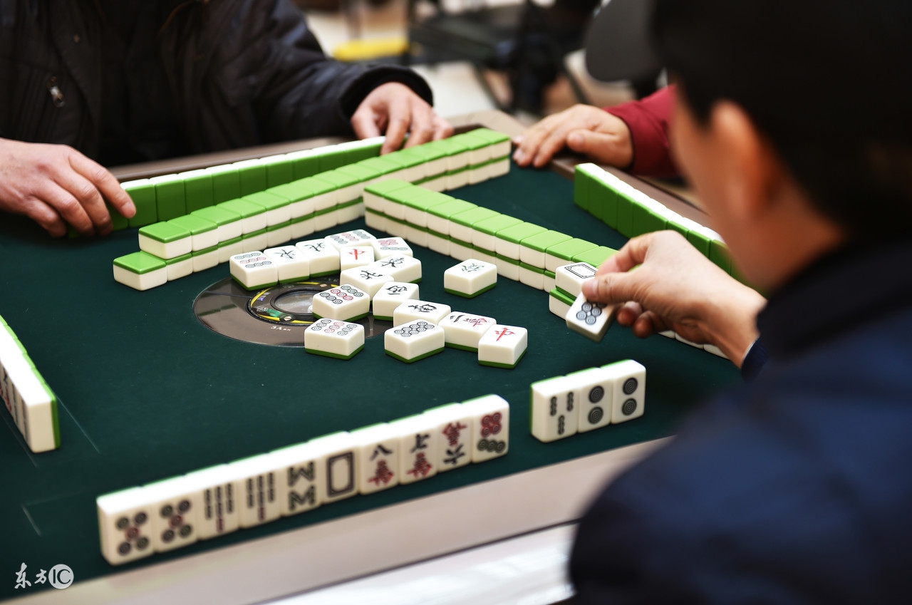 打麻将总是赢是不是有猫腻,打麻将老是犯错怎么回事