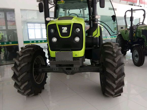 8万左右的1504拖拉机,4万左右的1504拖拉机