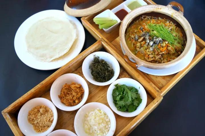 写完影评写食评，厦门吃货出走十年归来仍是少年！