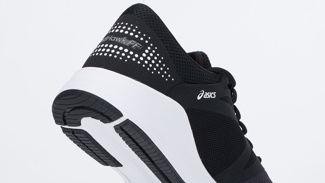 没有Gel缓震胶还是ASICS跑鞋吗?RoadHawkFF跑鞋才是ASICS的未来