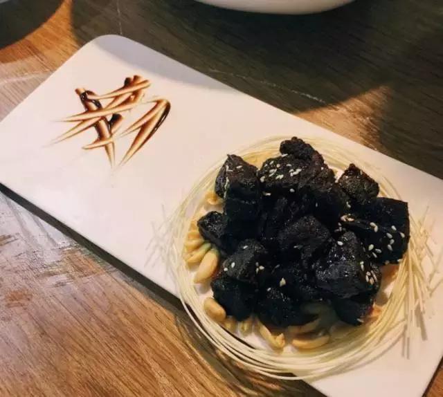 WOW!在贴秋膘的季节,武汉新晋五家美食店,你去吃过吗?