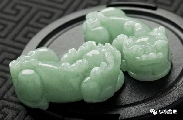 歪头翡翠貔貅招横财,正脸翡翠貔貅守正财,还有最后一点不能忽略