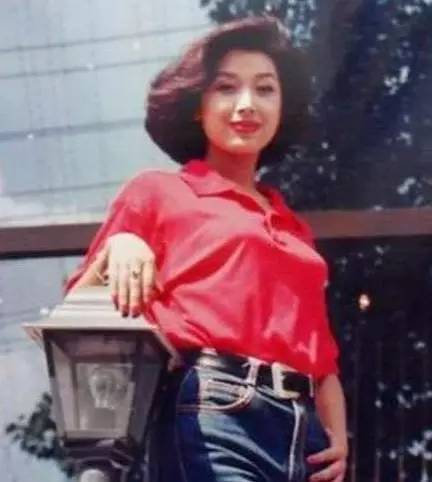 曾经歌坛大姐大,曾经歌坛大姐大的坎坷感情之路