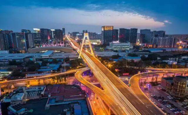 成都的教育比上海差很多吗,成都的教育真实吗