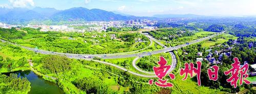 象岭生辉如人间仙境一衣带水似玉带明珠