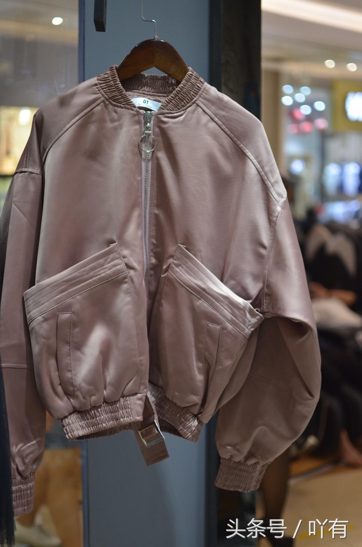 手持式蒸汽熨烫机使用教程,心连心手持蒸汽熨烫机的使用方法