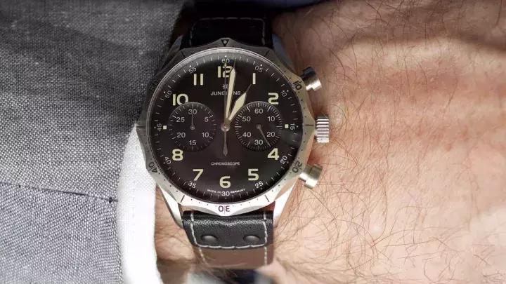 男人就应该有一块手表,买表先拥有浪琴