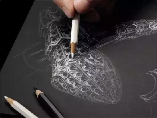 卡地亚、梵克雅宝、宝格丽等在制作技术上有什么标志性的工艺？