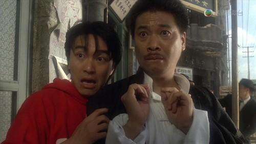 七年内周星驰帮他赚了三亿却只拿七十万，可他却说周星驰像条狗？