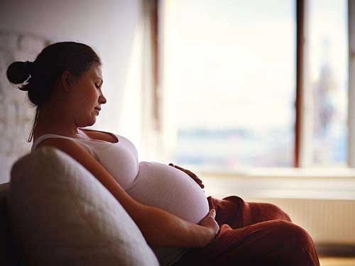 孕酮低可以吃地屈孕酮片吗,孕期孕酮低吃什么食物补得快