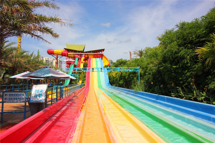 带着寻宝记游遍祖国大好河山,带着挖机去海边度假