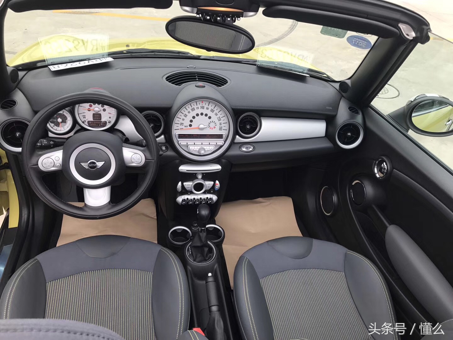 Erlang淘车仅2万多公里10年底Mini小敞篷