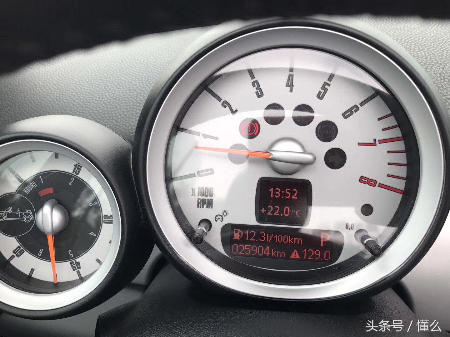 Erlang淘车仅2万多公里10年底Mini小敞篷