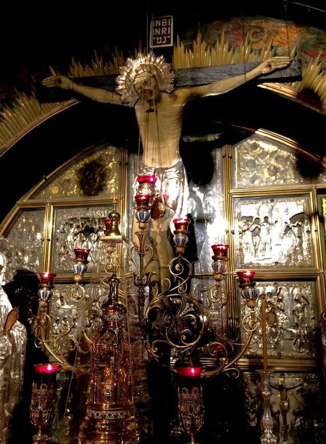 耶稣被钉死在十字架后来在哪里,耶稣被钉在十字架上之后的故事