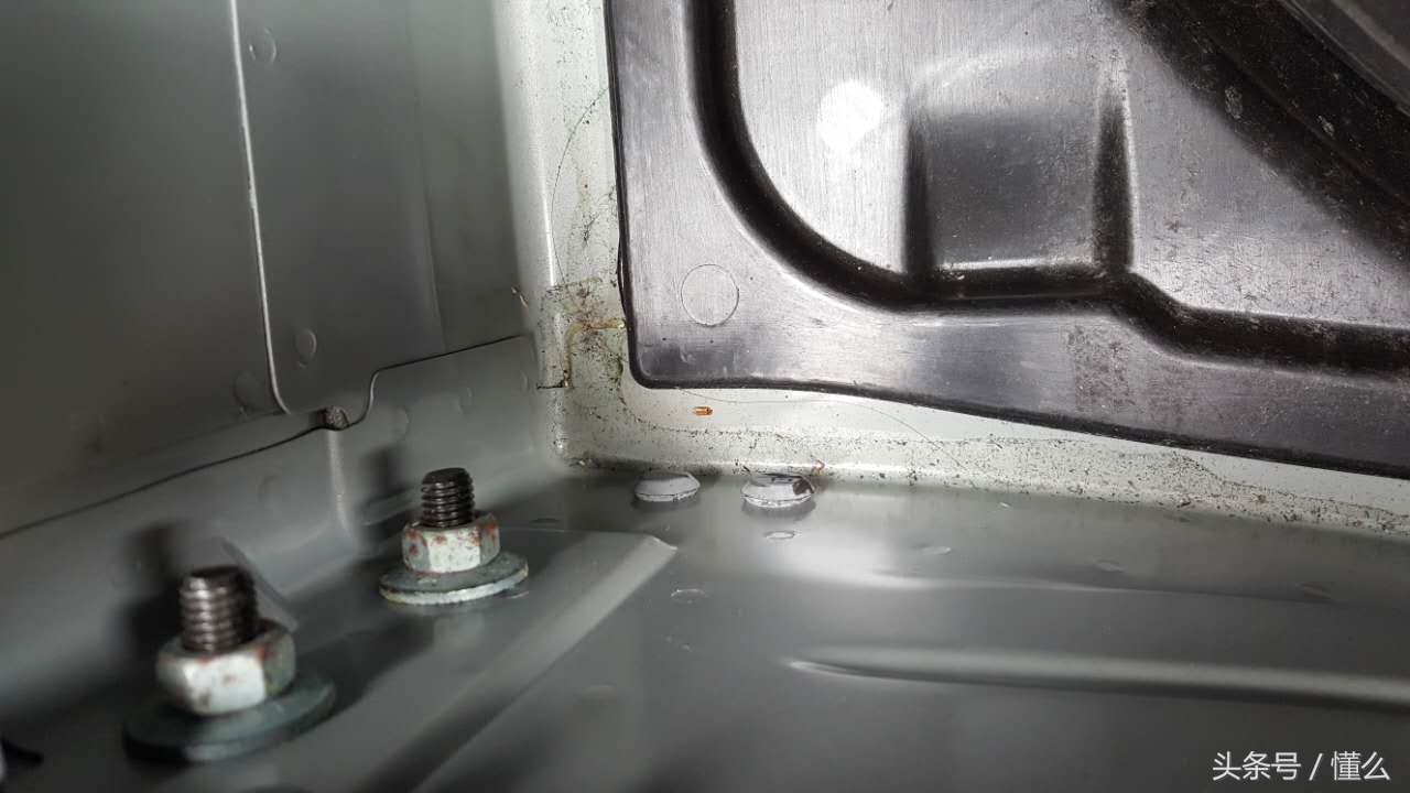 02款四眼奔驰w211入手要注意什么,2007年四眼奔驰w211值得买吗