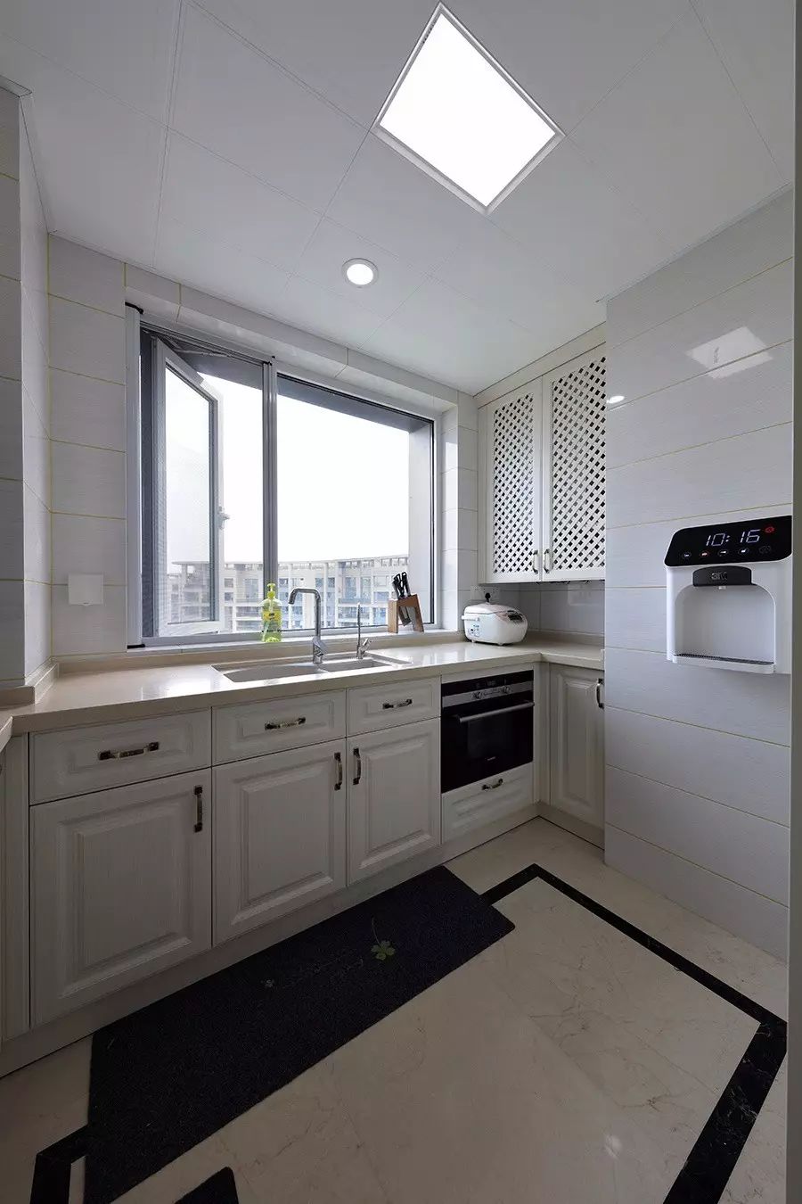 318平顶层复式装修,180平复式极简装修