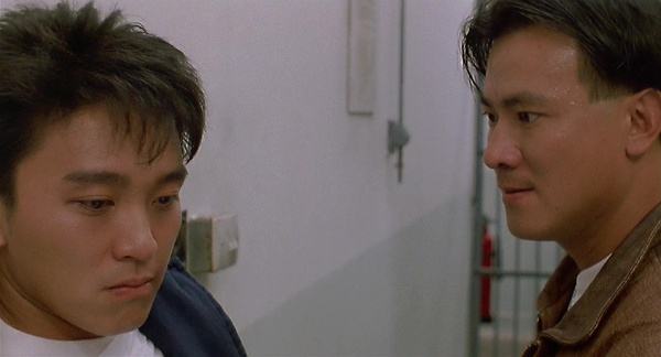 七年内周星驰帮他赚了三亿却只拿七十万，可他却说周星驰像条狗？