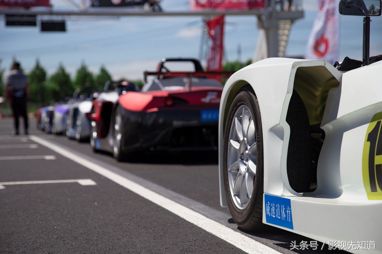 f1方程式赛车中国车手夺冠,f1方程式中国车手第一人