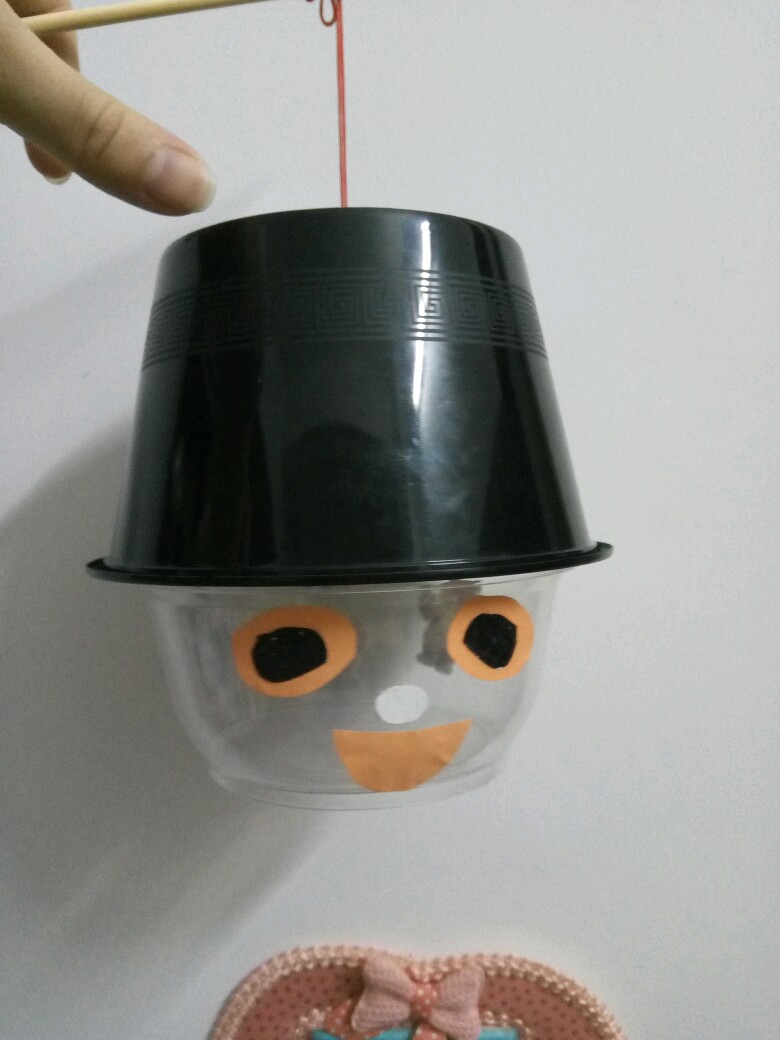 幼儿园第一个手工作品灯笼,幼儿园小朋友制作灯笼美篇