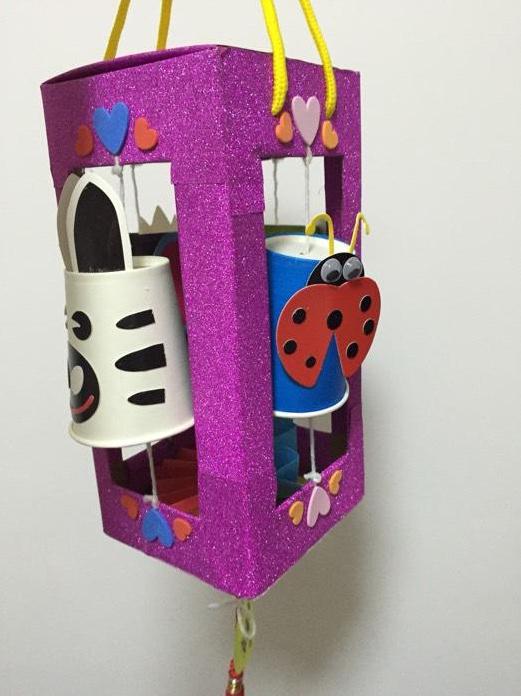 幼儿园第一个手工作品灯笼,幼儿园小朋友制作灯笼美篇