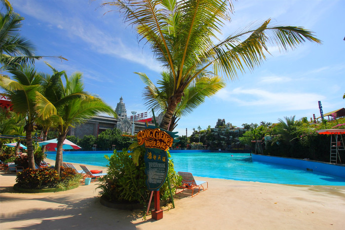 带着寻宝记游遍祖国大好河山,带着挖机去海边度假