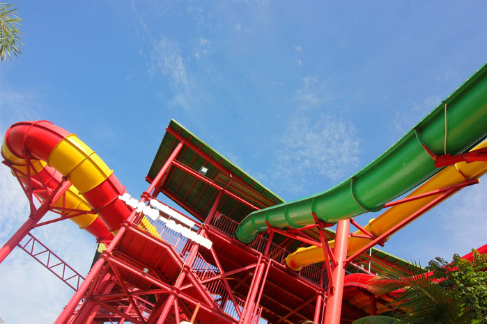 带着寻宝记游遍祖国大好河山,带着挖机去海边度假