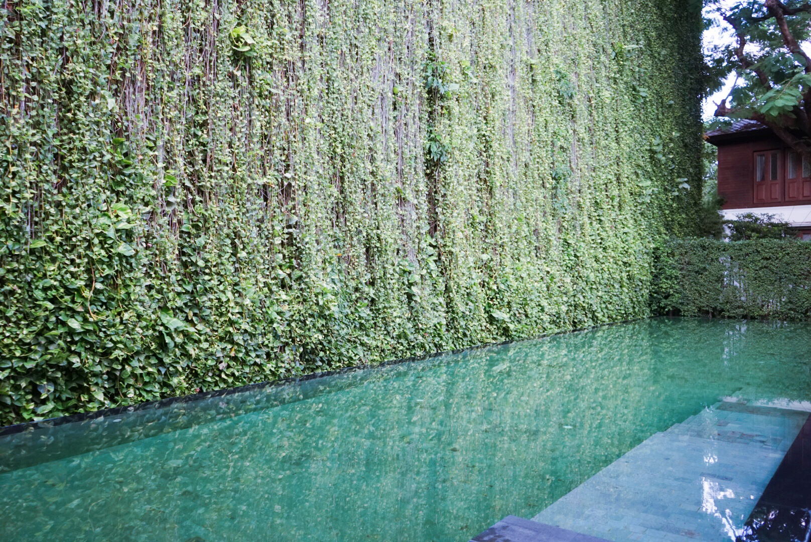 住进这家清迈的轻奢酒店,才知道,原来泰国旅行可以哪都不用去