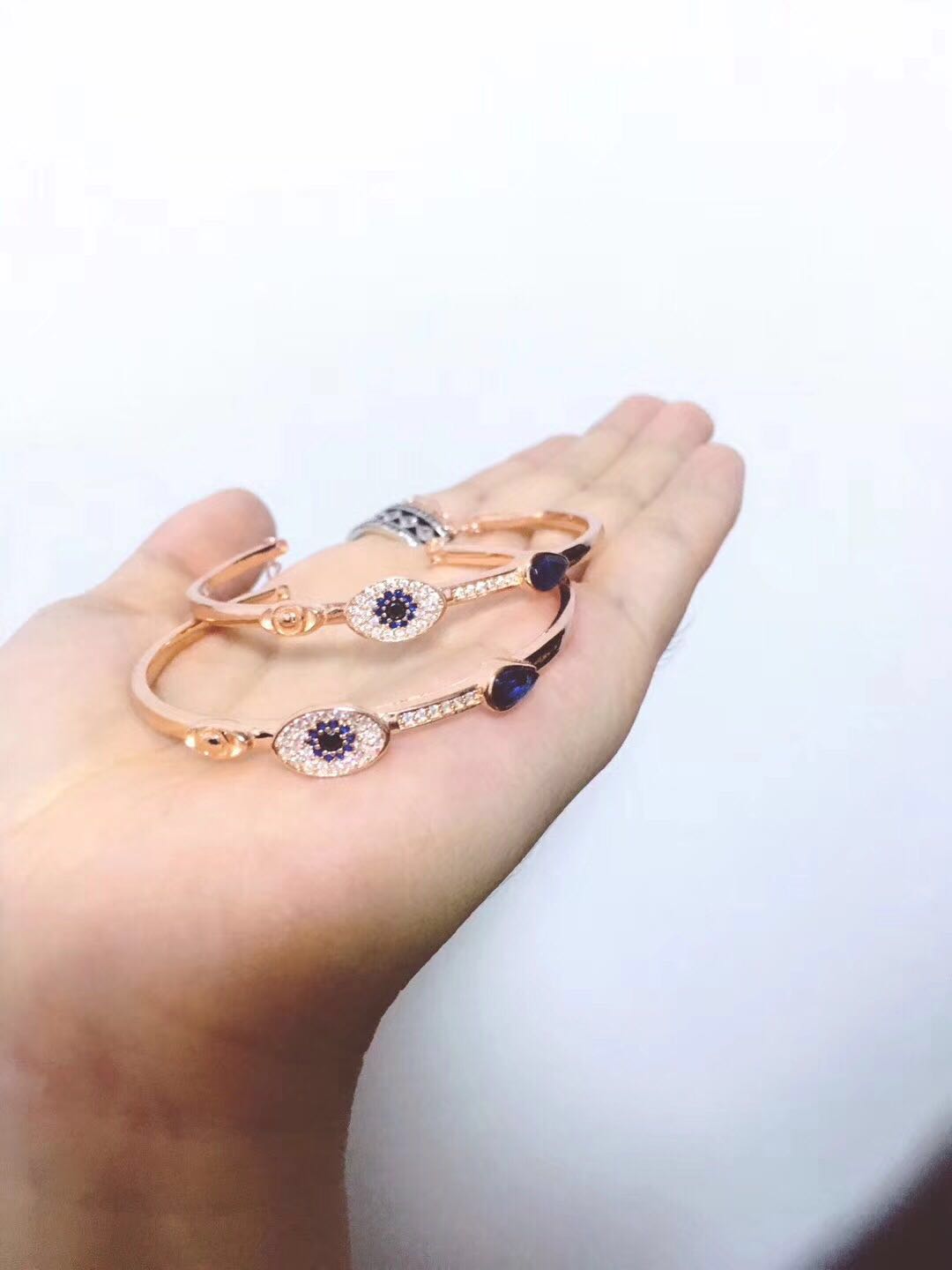 施华洛世奇swarovski恶魔之眼项链,swarovski施华洛世奇手镯